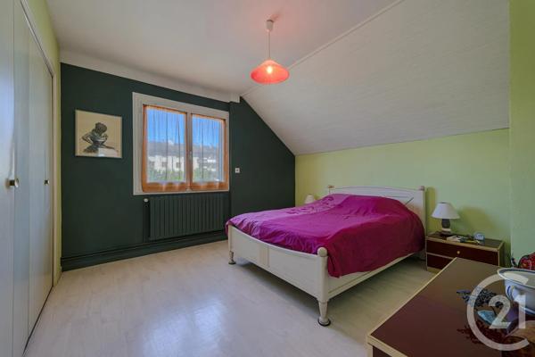 Maison à vendre  5 pièces - 125 m 2   RUMILLY  - 74