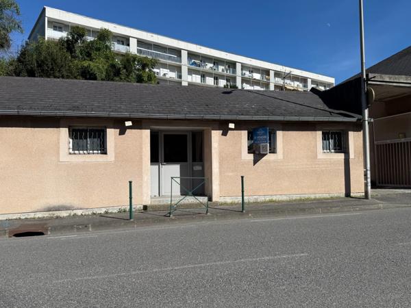 Locaux professionnels avec potentiel habitation PMR