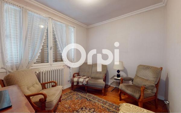 Maison à vendre    6 pièces •  Bron