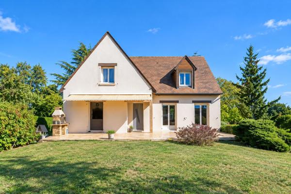 Maison à Savigné-l'Évêque, 72460 - 6 pièces 145m²