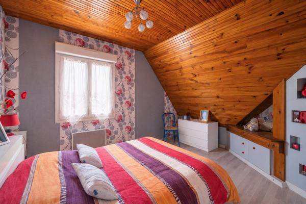 Maison à Savigné-l'Évêque, 72460 - 6 pièces 145m²