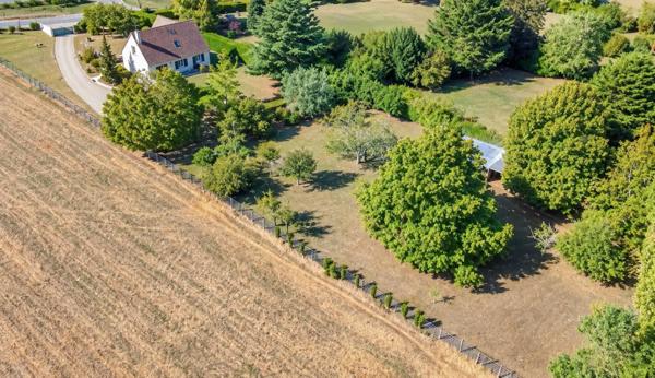 Maison à Savigné-l'Évêque, 72460 - 6 pièces 145m²