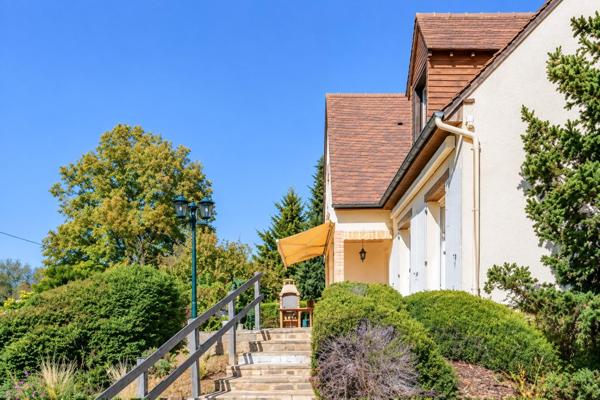 Maison à Savigné-l'Évêque, 72460 - 6 pièces 145m²