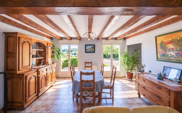 Maison à Savigné-l'Évêque, 72460 - 6 pièces 145m²