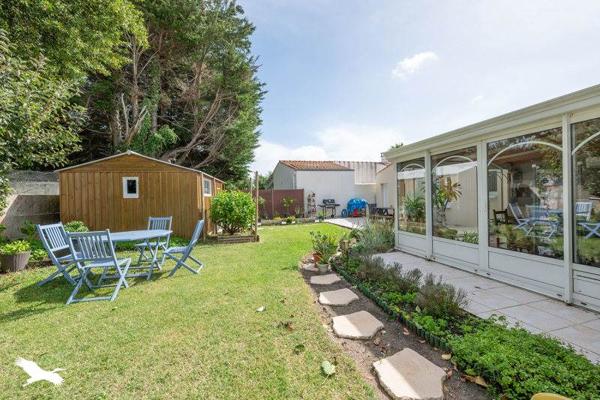 Maison 384 345 € Le Château-d'Oléron 5 p 109 m² DPE C