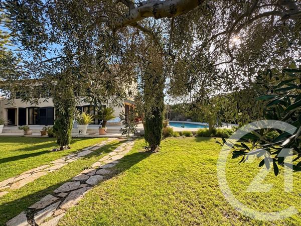 Maison à vendre  12 pièces - 420 m2 ST FLORENT - 202