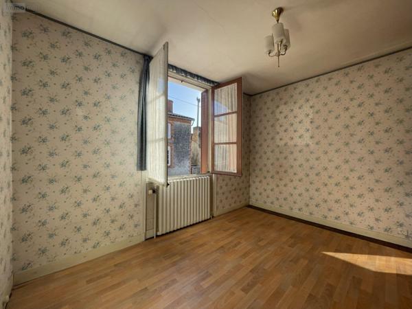 Maison à vendre à Argentonnay dans les Deux-Sèvres (79150), ref : AGM 56*