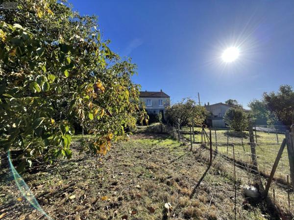 Maison à vendre à Argentonnay dans les Deux-Sèvres (79150), ref : AGM 56*