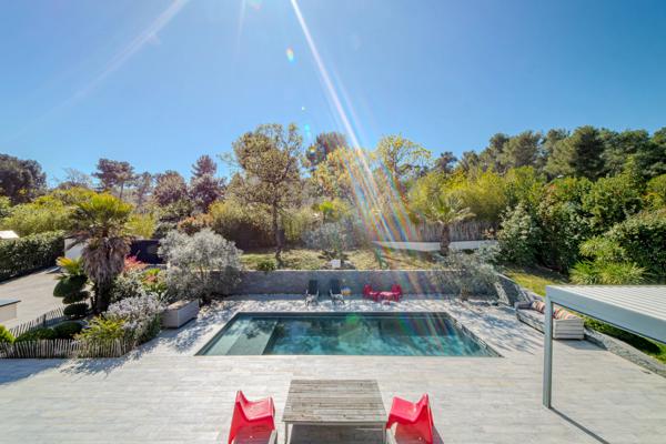 Maison à vendre 8 pièces proche de MONTPELLIER (34)