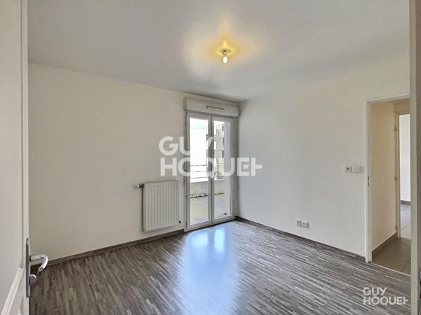 Secteur Carré de Soie | T2 récent avec grand balcon