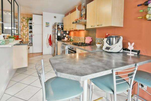 Appartement à vendre 4 pièces VILLEURBANNE (69)