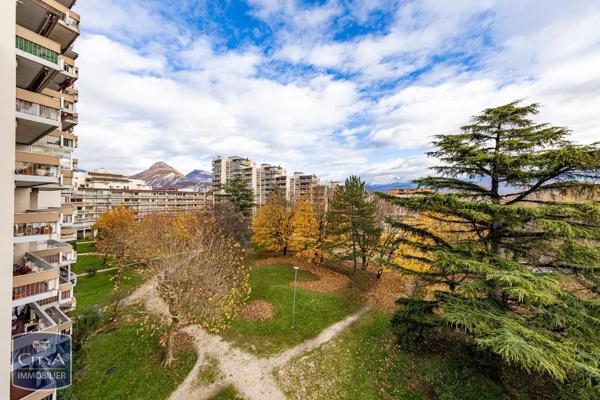 Appartement à vendre 4 pièces 82.01m² Grenoble (38000)