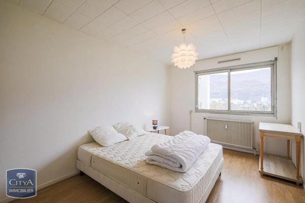 Appartement à vendre 4 pièces 82.01m² Grenoble (38000)