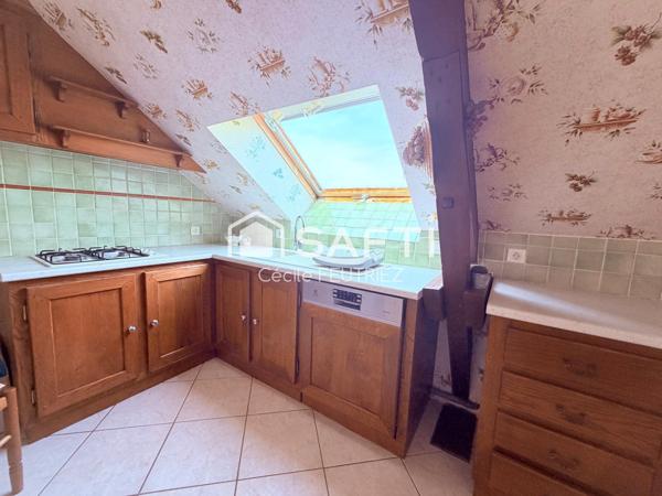 Corps de ferme avec 2 hectares de terrain à 20 minutes de Brive