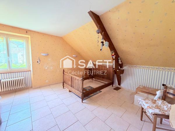 Corps de ferme avec 2 hectares de terrain à 20 minutes de Brive