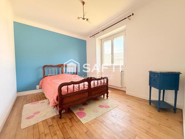 Corps de ferme avec 2 hectares de terrain à 20 minutes de Brive