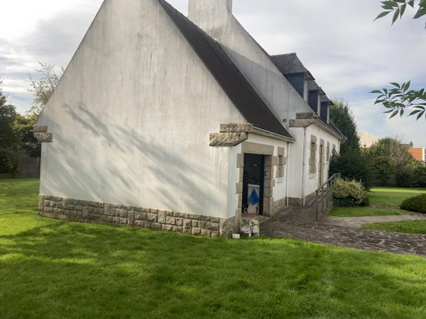 À vendre - Maison, 8 pièces située à Carhaix-Plouguer (29270)