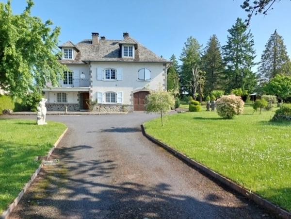 Vaste propriété aux portes d'Aurillac.