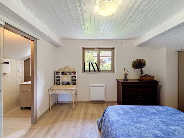 Maison à vendre 6 pièces LUCINGES - cadre idyllique