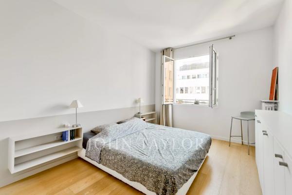 Appartement 3 pièces en étage élevé avec vues Tour Eiffel et Invalides