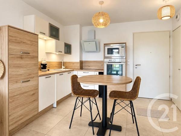 Appartement T2 à vendre  2 pièces - 38,20 m 2   BORMES LES MIMOSAS  - 83