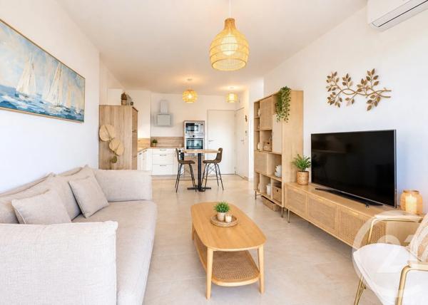 Appartement T2 à vendre  2 pièces - 38,20 m 2   BORMES LES MIMOSAS  - 83