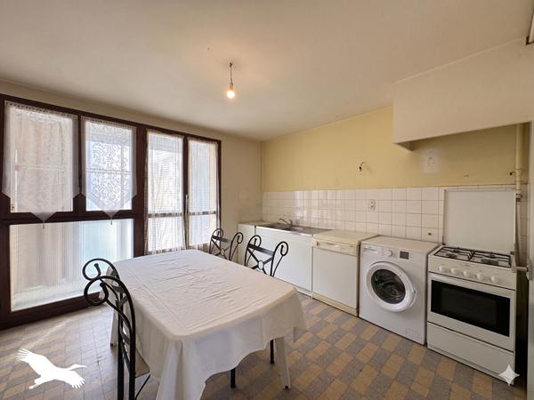 Appartement à vendre 169 000 € Marseille 10 4 p 81 m² DPE D