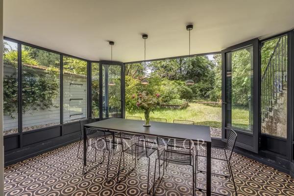 Hôtel Particulier - Meublé - 5 chambres - 1 bureau - Jardin - Saint-Seurin