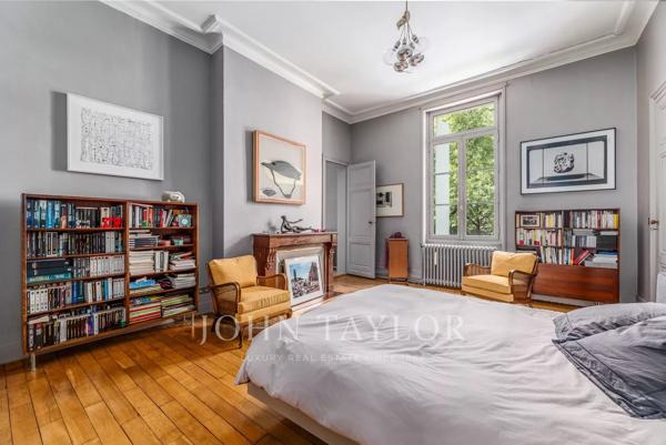 Hôtel Particulier - Meublé - 5 chambres - 1 bureau - Jardin - Saint-Seurin