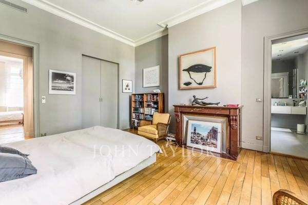 Hôtel Particulier - Meublé - 5 chambres - 1 bureau - Jardin - Saint-Seurin