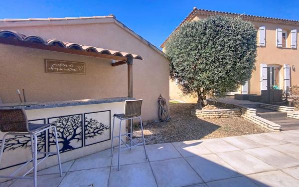 Maison à vendre    4 pièces •  Sorgues