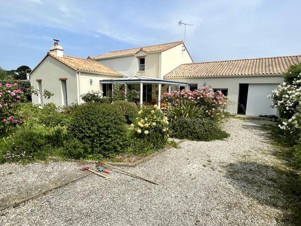 Maison - 8 piece(s) - 262 m2