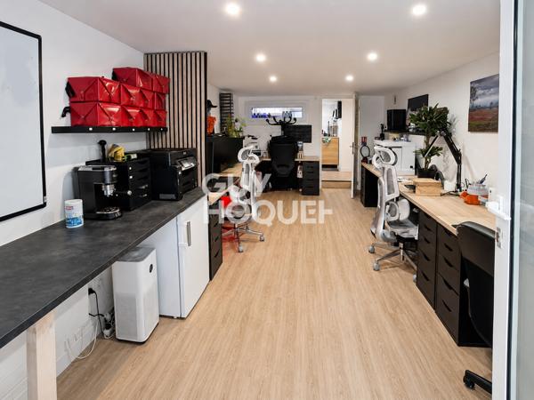 IMMEUBLE RENOVE AVEC APPARTEMENT ET LOCAL COMMERCIAL