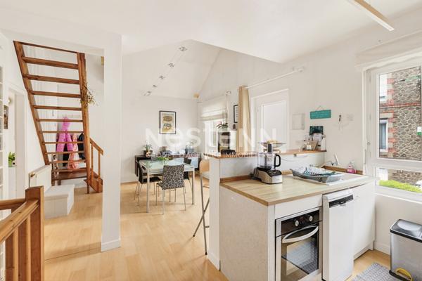 VENTE MAISON DE VILLE QUARTIER SAINT YVES TROIS CHAMBRES ET JARDIN CLOS