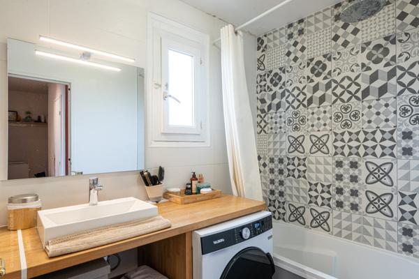 Villejuif (94800) APPARTEMENT LUMINEUX AVEC VUE DÉGAGÉE