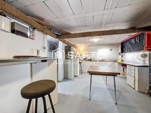 Maison familiale idéalement située dans Neuville aux Bois avec sous-sol total