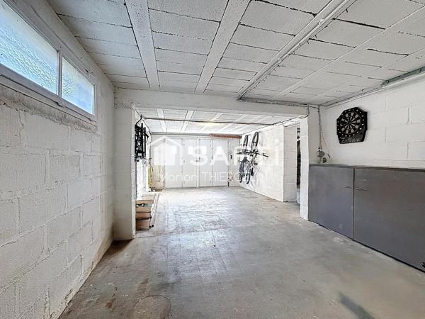 Maison familiale idéalement située dans Neuville aux Bois avec sous-sol total