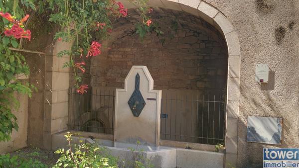 MAISON DE VILLAGE 221 m2 et sa GRANGE AMENAGEABLE 46700 PUY L EVEQUE