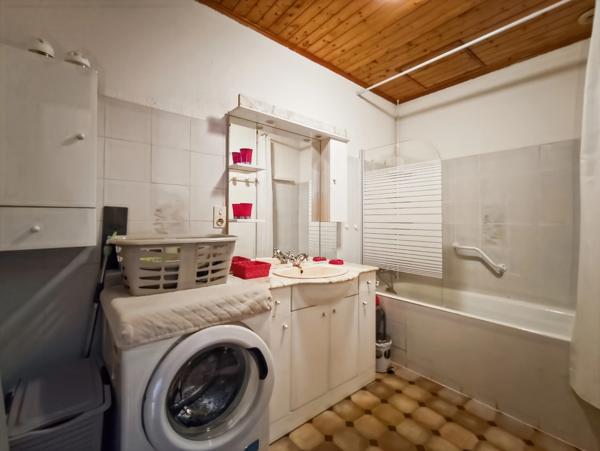 Appartement à vendre 2 pièces - 55,87m² - EVIAN LES BAINS (74)