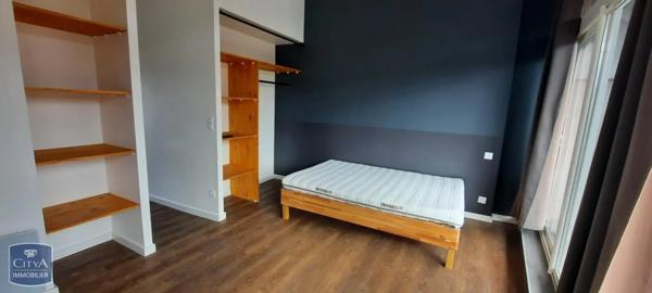 Appartement à louer 2 pièces 49.25m² Pamiers (09100)