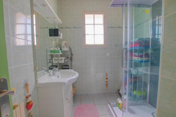 Maison 217 995 € Veyrac 4 p 102 m² DPE D