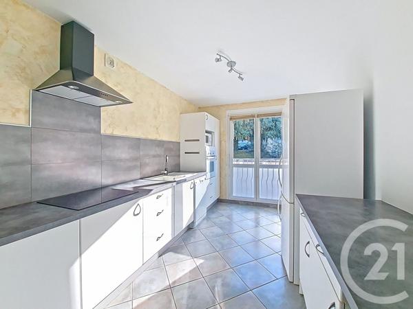 Appartement F4 à vendre  4 pièces - 87,17 m2 ST ROMAIN EN GAL - 69