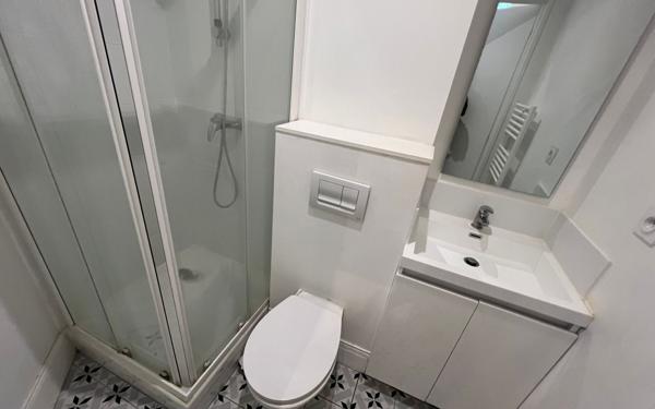 Appartement à louer    1 pièce • 12,55 m2 Bordeaux