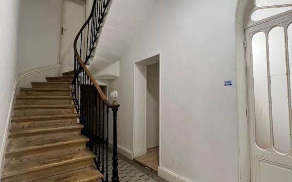 Appartement à louer    1 pièce • 12,55 m2 Bordeaux