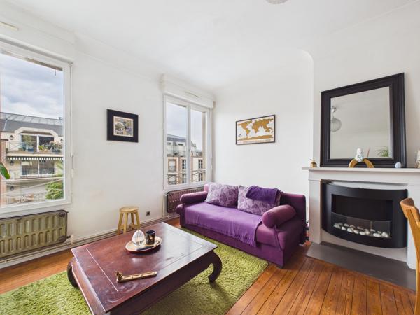 Appartement
         2 pièces
        - 68 m² Exclusivité 129 000 € *