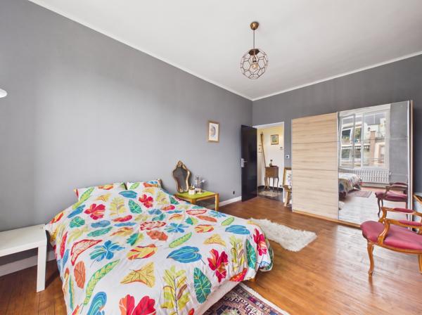 Appartement
         2 pièces
        - 68 m² Exclusivité 129 000 € *