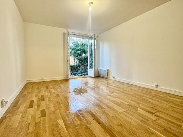 Appartement Lyon 1 pièce 26m2 en rez-de-jardin