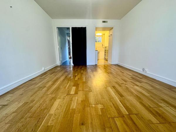 Appartement Lyon 1 pièce 26m2 en rez-de-jardin