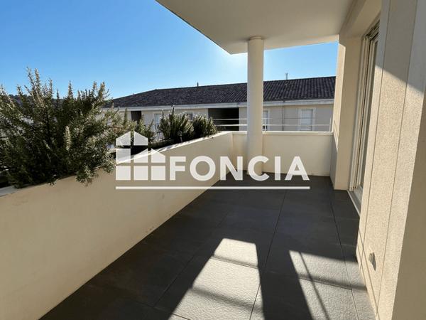 Location Appartement 3 pièces 64.6 m² - 626 CHEMIN DES PINCHINADES Les Pennes Mirabeau 13170