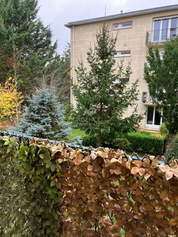 Appartement Maisons Laffitte 2 pièce(s) - Parc 250 000 € **  - Référence  4575